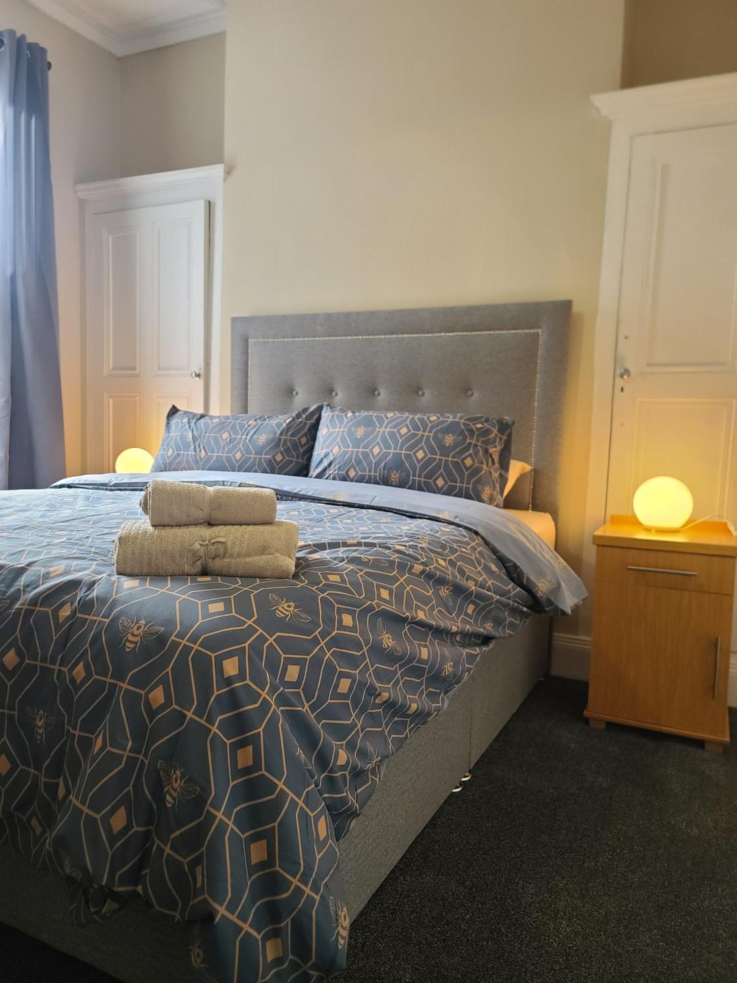 Roskeen Townhouse ベルファスト エクステリア 写真